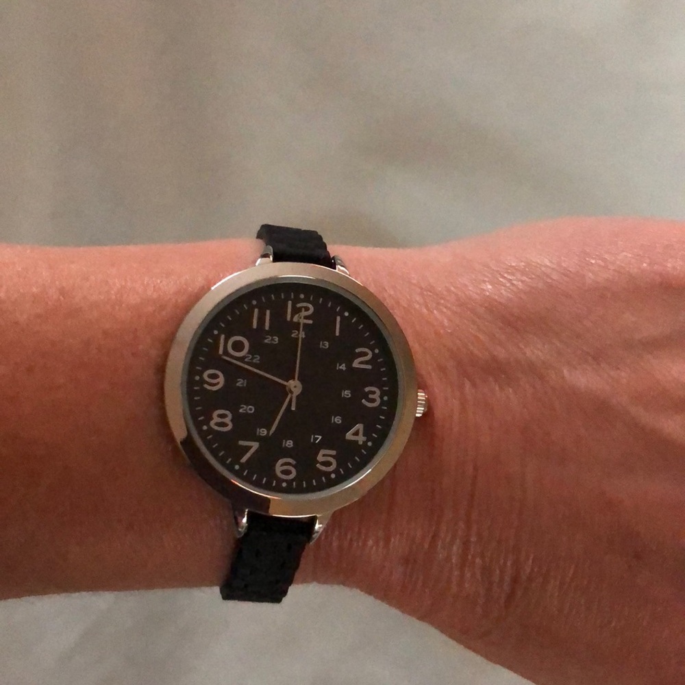 Watch - Picture 3 of 3